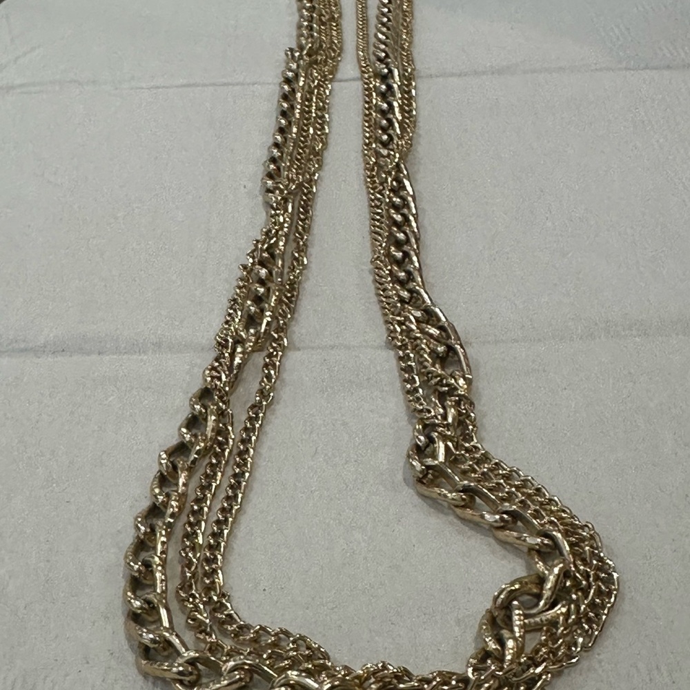 Vintage triple Gold Chain Necklace - Picture 13 of 16